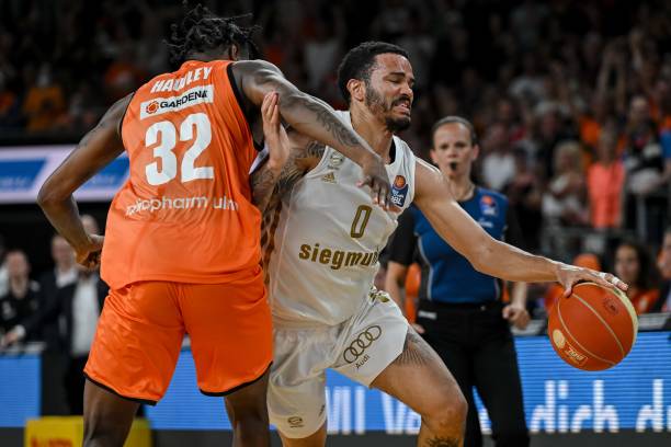 的跑位成为 的跑位成为