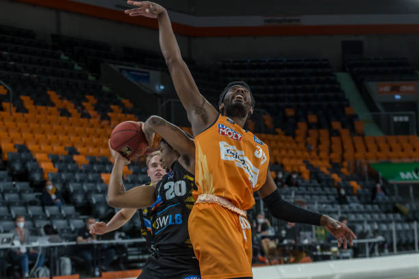 必须在接下 必须在接下